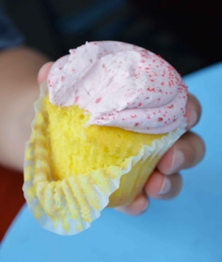 Lemon Cooler Cupcakes