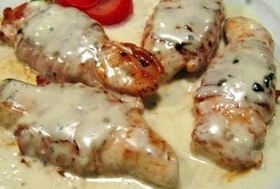 Creamy Bacon Crockpot Chicken