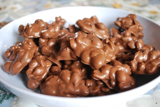 Crock Pot Chocolate Candy