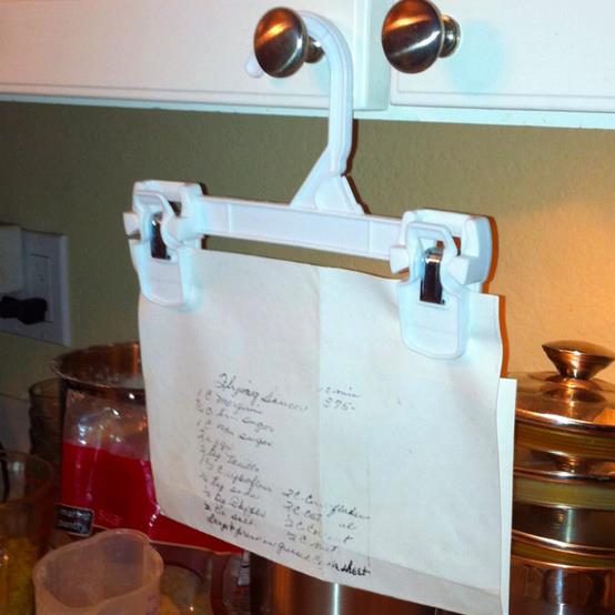 Use a hanger as a recipe holder
