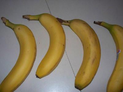 Separate your bananas, they'll last longer