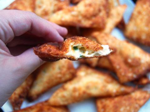 Wonton Poppers