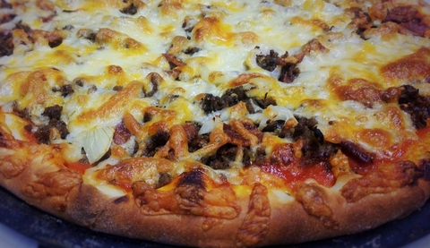 Cheeseburger Pizza