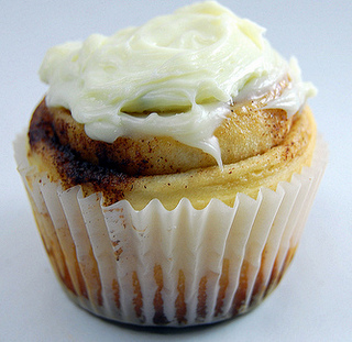 Cinnamon Roll Cupcakes