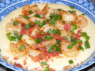 Cheesy Shrimp and Grits