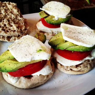 Avocado Tomato and Mozzarella