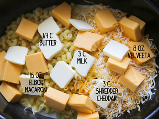 Slow Cooker Mac and Cheese