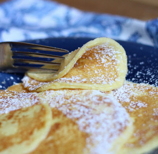 Low Carb Cream Cheese Pancakes