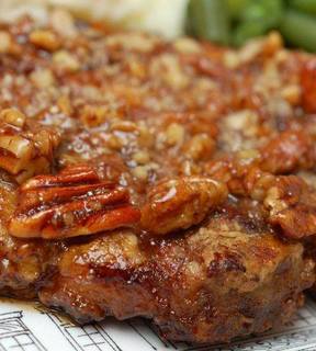 Sweet Pecan Pork Chops