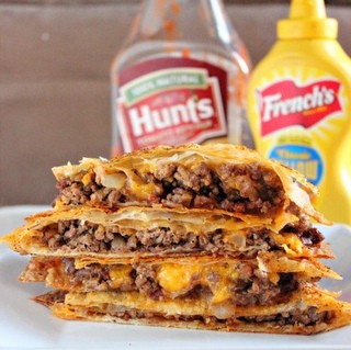 Cheeseburger Quesadilla