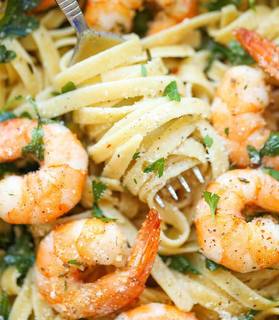 More Garlic Shrimp Pasta