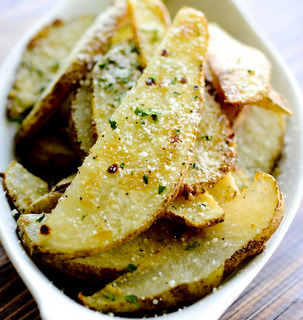 Homemade Parmesan Garlic Fries