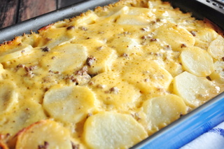 Hamburger Cheesy Potato Casserole