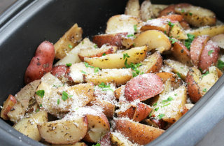 Slow Cooker Parmesan Potatoes