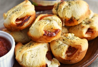 Easy Cheesy Pizza Bites