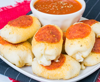 DELICIOUS Stuffed Pizza Bites