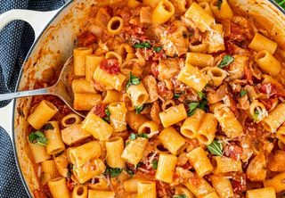 Chicken Bacon Pasta Red Sauce
