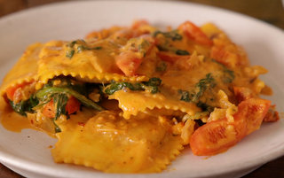 Easy Creamy Ravioli