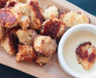 Chicken Bites and Sauce